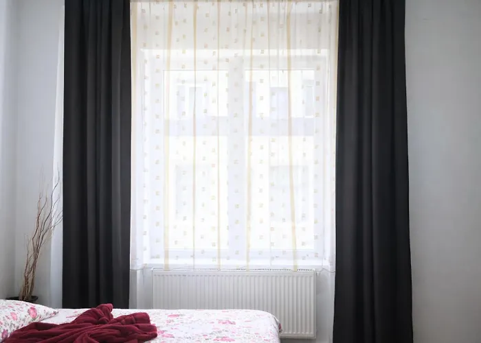 Holiday Cazare Brasov *